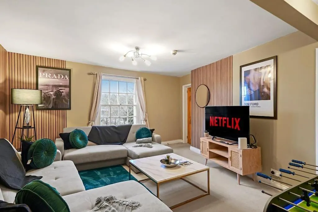 The Penthouse On Bristols Iconic Harbourside Apartment United Kingdom
